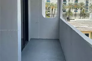 6725 Harding Ave, Miami Beach, FL 33141 - Photo 20