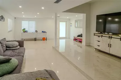 2148 NE 181st St, North Miami Beach, FL 33162 - Photo 4
