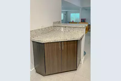 2148 NE 181st St, North Miami Beach, FL 33162 - Photo 18