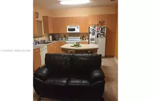 10785 SW 232nd St, Miami, FL 33170 - Photo 4