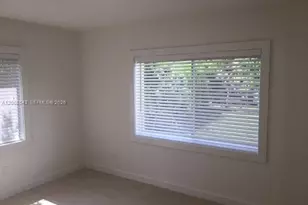 805 NE 138th St, North Miami, FL 33161 - Photo 20