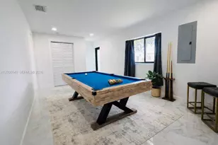 1810 NE 161st St, North Miami Beach, FL 33162 - Photo 12