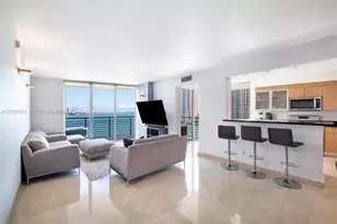 325 S Biscayne Blvd, Miami, FL 33131 - Photo 2