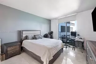 325 S Biscayne Blvd, Miami, FL 33131 - Photo 22