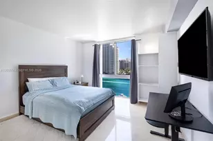 325 S Biscayne Blvd, Miami, FL 33131 - Photo 20