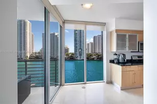 325 S Biscayne Blvd, Miami, FL 33131 - Photo 8