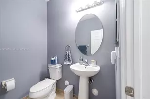 15294 SW 173rd St, Miami, FL 33187 - Photo 8