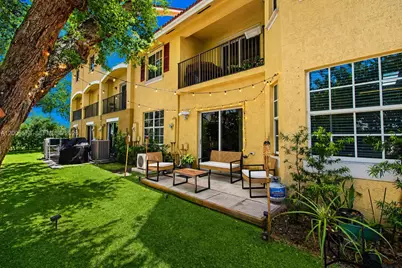 8940 NE 8th Ave #1201, Miami, FL 33138 - Photo 16