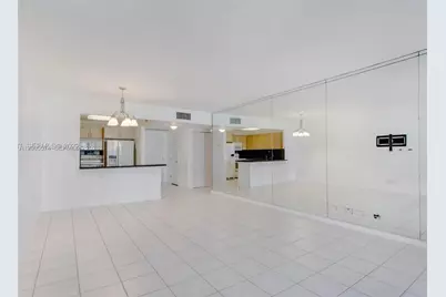 2301 Collins Ave #817, Miami Beach, FL 33139 - Photo 10