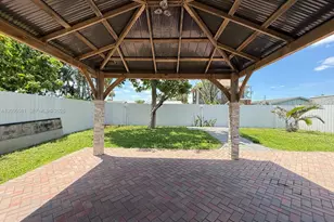 [Address not provided], West Palm Beach, FL 33413 - Photo 28