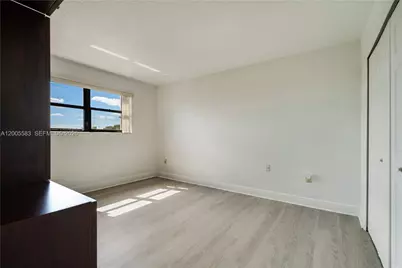 8401 NW 8 St #401, Miami, FL 33126 - Photo 18