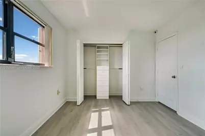 8401 NW 8 St #401, Miami, FL 33126 - Photo 16