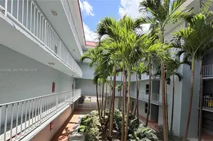 505 S Pine Island Rd, Plantation, FL 33324 - Photo 1