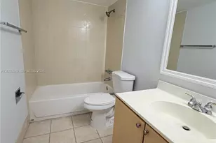 505 S Pine Island Rd, Plantation, FL 33324 - Photo 4