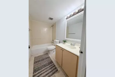505 S Pine Island Rd #208B, Plantation, FL 33324 - Photo 6