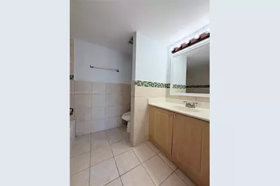505 S Pine Island Rd #208B, Plantation, FL 33324 - Photo 8