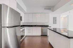 92 SW 3rd St, Miami, FL 33130 - Photo 10