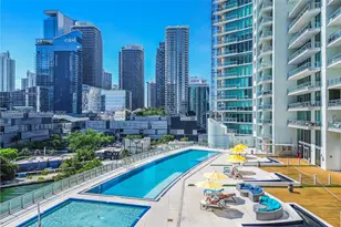 92 SW 3rd St, Miami, FL 33130 - Photo 48