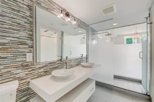 92 SW 3rd St, Miami, FL 33130 - Photo 28