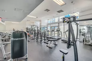 92 SW 3rd St, Miami, FL 33130 - Photo 40