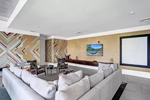 121 NE 34th St, Miami, FL 33137 - Photo 28