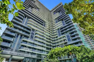 121 NE 34th St, Miami, FL 33137 - Photo 20