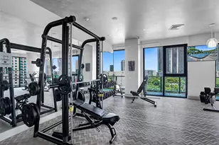 121 NE 34th St, Miami, FL 33137 - Photo 4