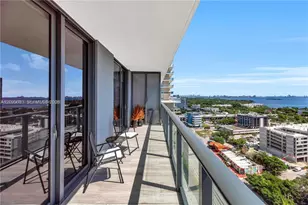 121 NE 34th St, Miami, FL 33137 - Photo 30