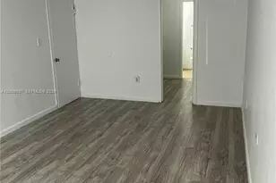 1800 Sans Souci Blvd, North Miami, FL 33181 - Photo 20
