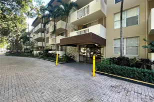 1800 Sans Souci Blvd, North Miami, FL 33181 - Photo 2