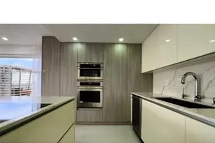 11111 Biscayne Blvd, Miami, FL 33181 - Photo 4