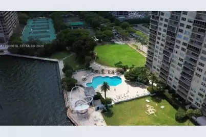 11111 Biscayne Blvd #1815, Miami, FL 33181 - Photo 2