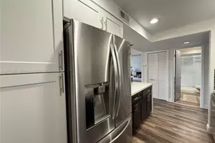230 Lakeview Dr, Weston, FL 33326 - Photo 22