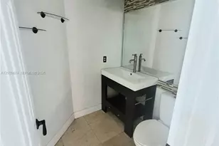 8248 NW 199th Terrace, Hialeah, FL 33015 - Photo 18