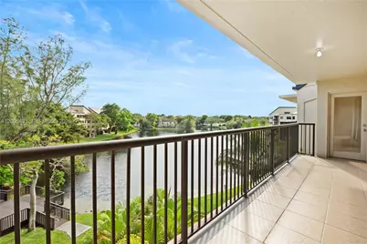 6601 SW 116th Ct #404, Miami, FL 33173 - Photo 1