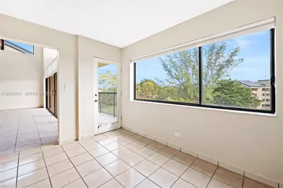 6601 SW 116th Ct #404, Miami, FL 33173 - Photo 10