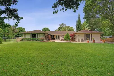 4981 SW 186th Ave, Southwest Ranches, FL 33332 - Photo 2
