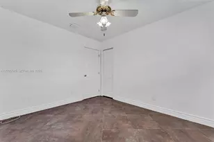 9750 SW 74th St, Miami, FL 33173 - Photo 20