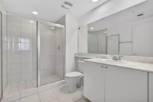 2775 NE 187th St, Aventura, FL 33180 - Photo 20