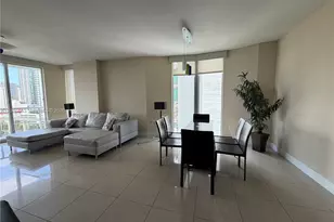 185 SW 7th St, Miami, FL 33130 - Photo 1