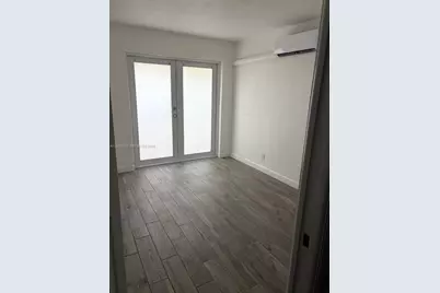 1020 SE 15th St #1, Fort Lauderdale, FL 33316 - Photo 6