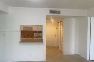 220 Lakeview Dr, Weston, FL 33326 - Photo 8