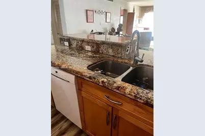 18901 NE 14th Ave #101, Miami, FL 33179 - Photo 10