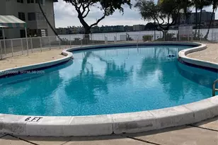 18901 NE 14th Ave, Miami, FL 33179 - Photo 20