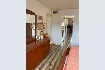 18901 NE 14th Ave #101, Miami, FL 33179 - Photo 8