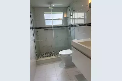 18901 NE 14th Ave #101, Miami, FL 33179 - Photo 14