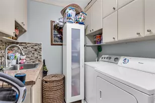 17932 NW 78th Ave, Hialeah, FL 33015 - Photo 20