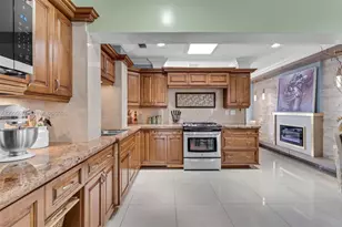 17932 NW 78th Ave, Hialeah, FL 33015 - Photo 20