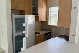 110 SE 2nd St, Hallandale Beach, FL 33009 - Photo 2