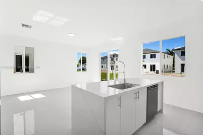 22555 SW 125th Ave #13A, Miami, FL 33170 - Photo 4